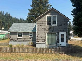 1300 W 1st St, Newport, WA 99156