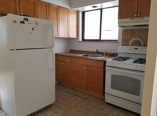 23-13 Broadway #5, Astoria, NY 11106