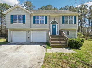 141 Longstreet Cir, Oxford, GA 30054