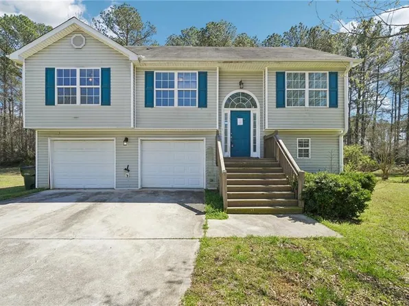 141 Longstreet Cir, Oxford, GA 30054