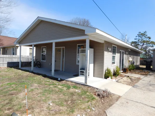 702 Elm St, Grayling, MI 49738