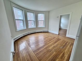 19 Fairbanks St APT 22, Brookline, MA 02446