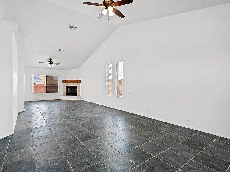 7929 N Supernova Dr — Photo 11
