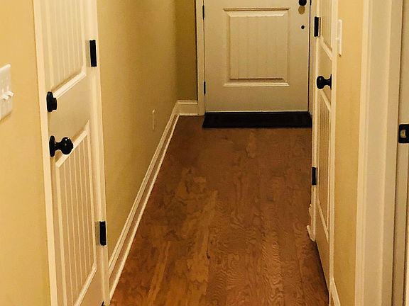 Entry area looking from the inside