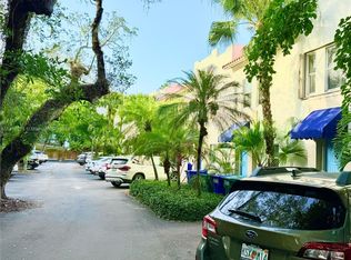 3071 Center St #19, Miami, FL 33133