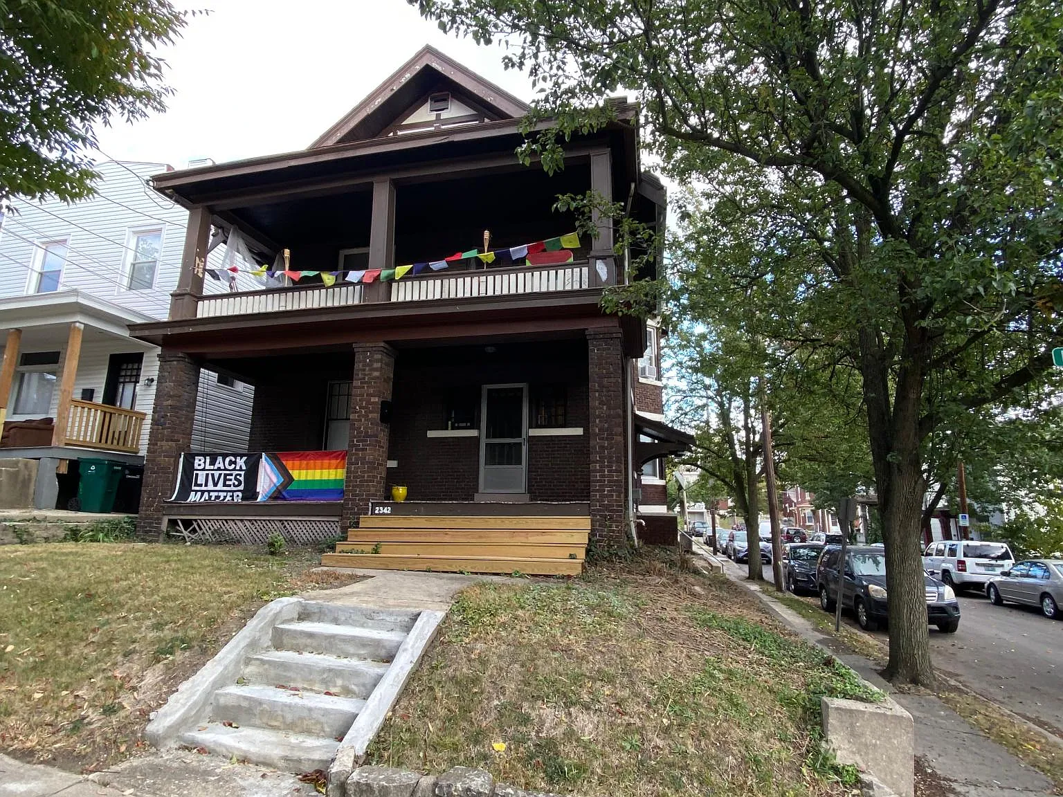 8 bed, 2200 sqft, $5,250 — Photo 1