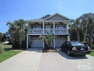 821 Settlers Ln, Kure Beach, NC, 28449