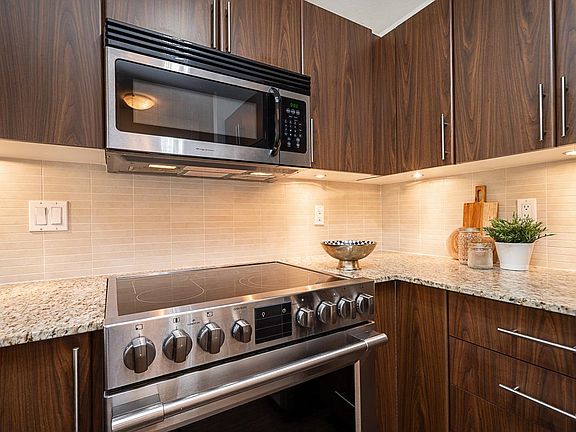 5th image of 8929 202nd St #D311