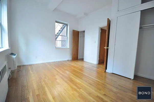 Rented by Bond New York | media 5