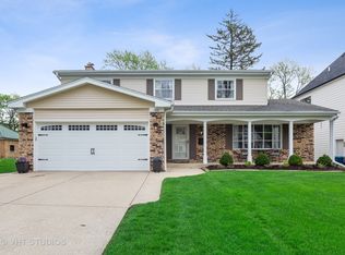 561 S Poplar Ave, Elmhurst, IL