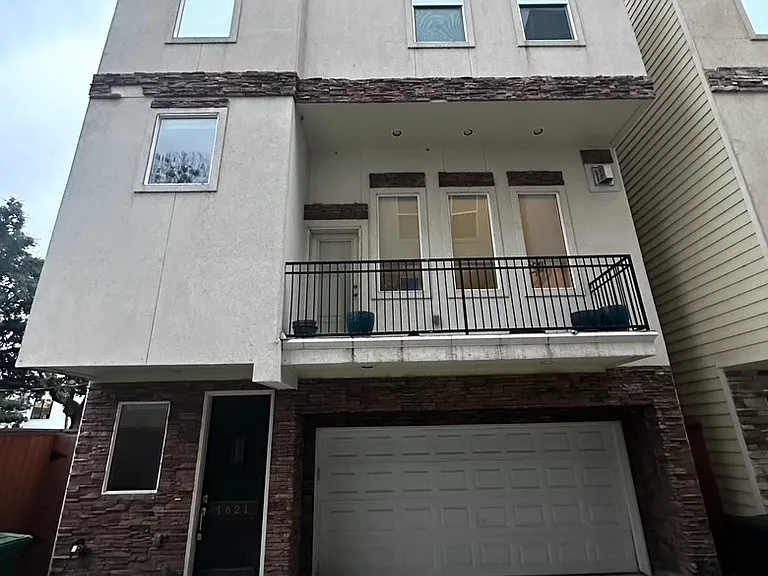 1621 Shearn St — Photo 17