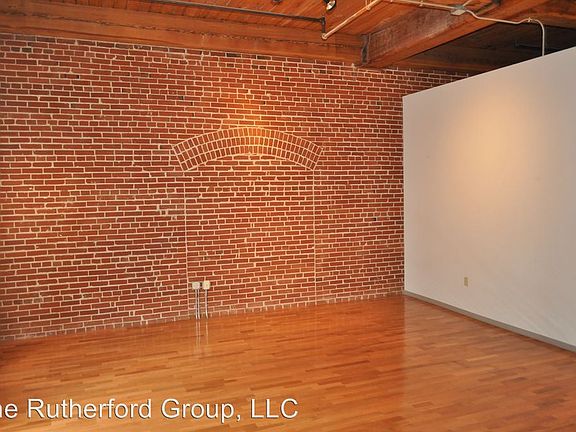 3rd image of 1308 Washington Ave APT 4d