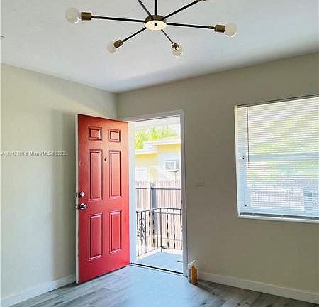 4th image of 80 NE 64th St #82