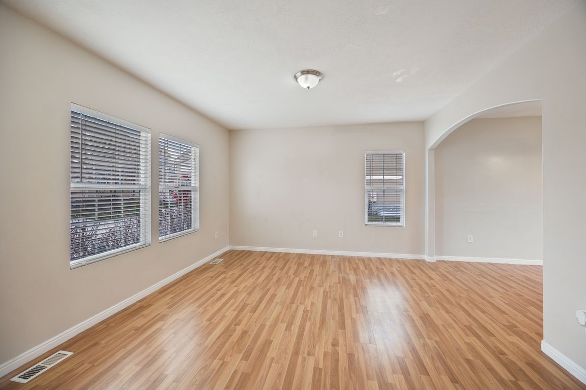 next background image