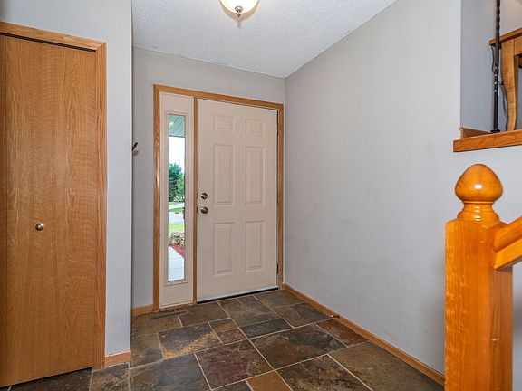 3rd image of 1851 Catalina Dr