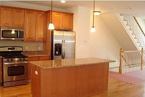 Custom Kitchen w/Granite