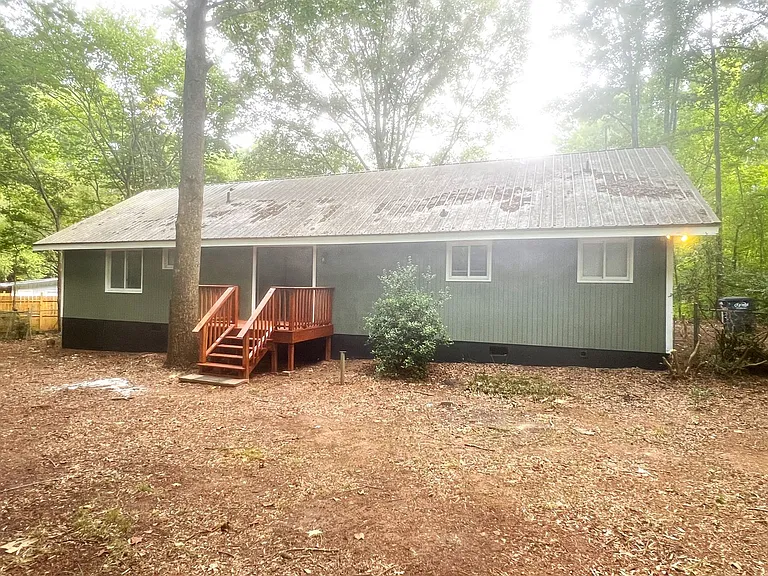 1199 Runnymede Ln — Photo 32