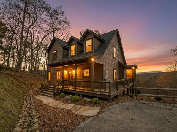 21 Crown Ct, Ellijay, GA 30540