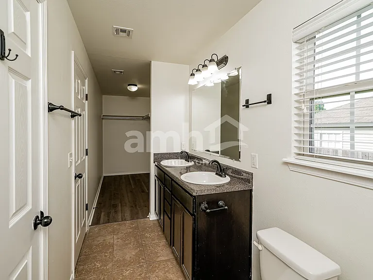 2604 W El Dorado St — Photo 11