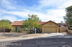 1st image of 823 E Braeburn Dr