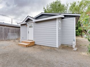 304 D St, Dallesport, WA