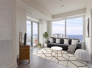 385 Winston Rd #705, Grimsby, ON L3M0J3