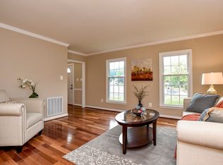 21147 Morning Way, Sterling, VA 20164