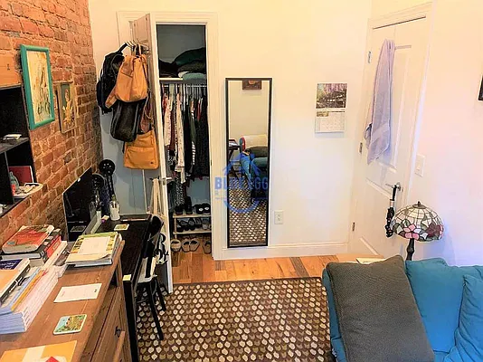 Rented by Blue Egg Realty Corp | media 31