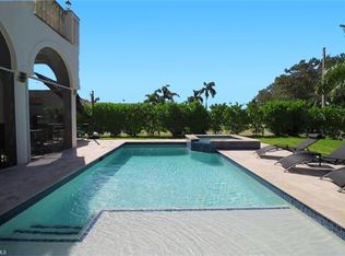 11002 Vanderbilt Dr, Naples, FL 34108