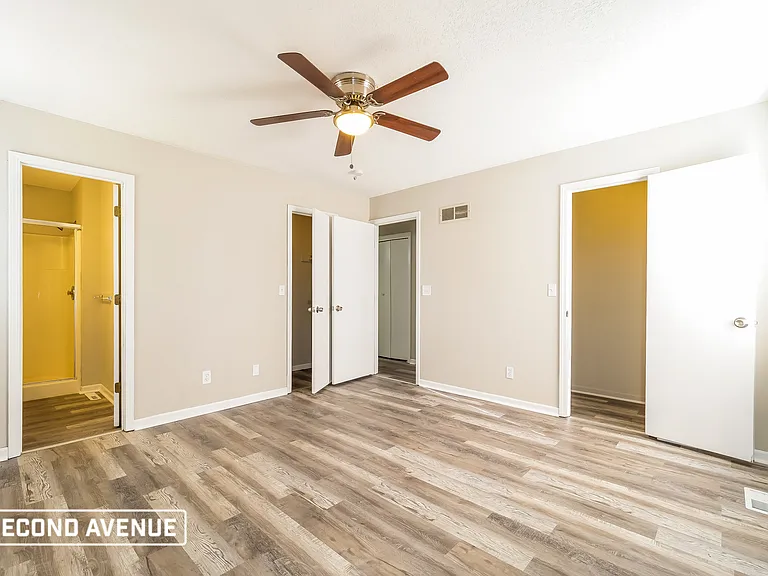 117 Monroe Ave — Photo 11