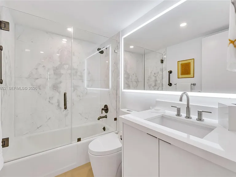 199 Ocean Lane Dr #306 — Photo 12