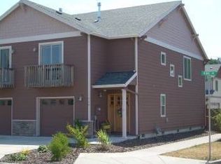 706 King Dr, Rainier, OR 97048