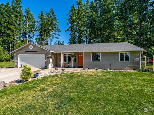 594 Studebaker Road, Castle Rock, WA 98611