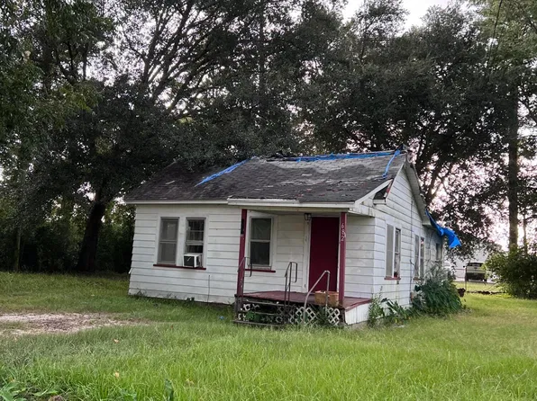 682 & 686 Brown St, Chipley, FL 32428
