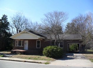 534 W 9th St, Waynesboro, GA 30830