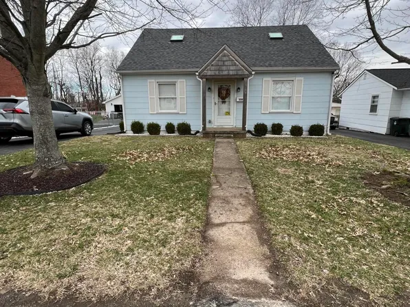 226 Boston Dr, Versailles, KY 40383