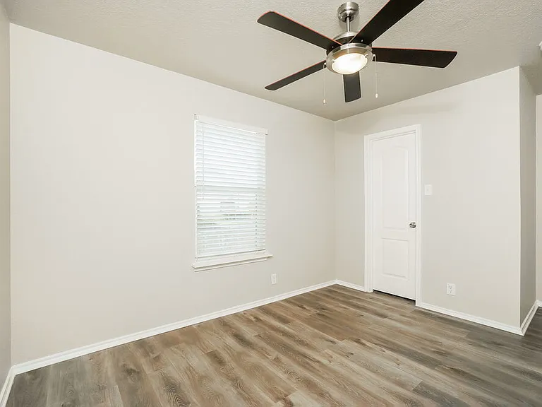 6323 Wild Flower Way — Photo 14