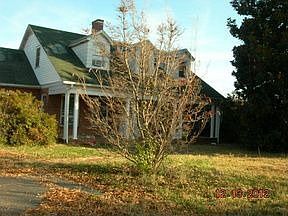 2nd image of 107 1st St Pl