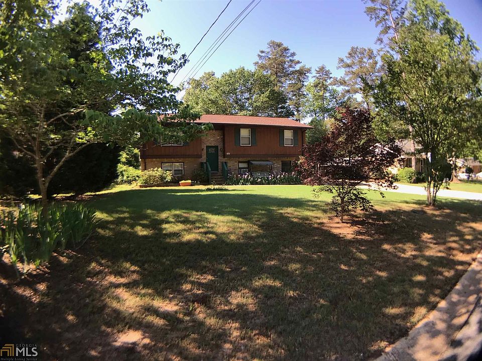 1st image of 181 Greenbriar Ct SE