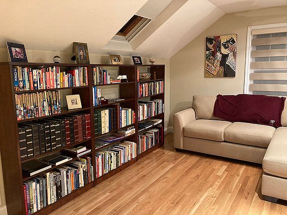 Library in large loft 