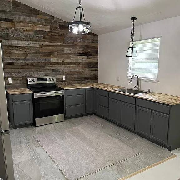 225 Polk Rd #123 — Photo 2