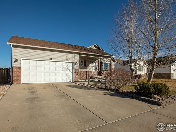 Wide drive w/ rv gate