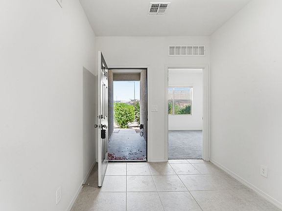 4th image of 4846 N 193rd Ave