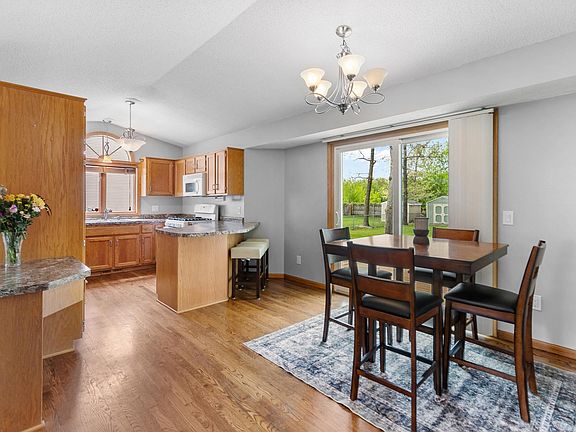 5th image of 7299 Meadow Ct
