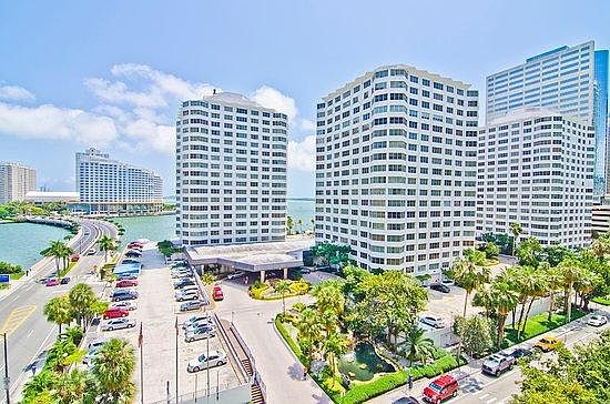 2nd image of 825 Brickell Bay Dr #A8