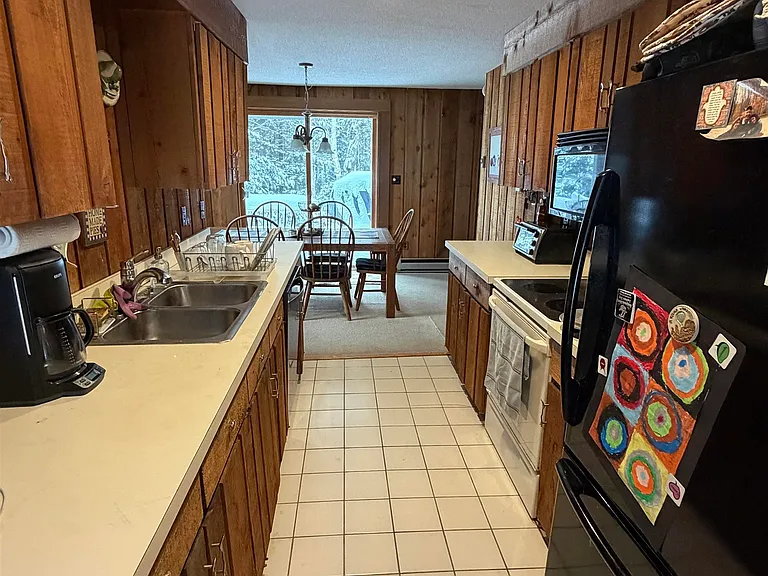 65 Cranberry Hill Rd — Photo 10