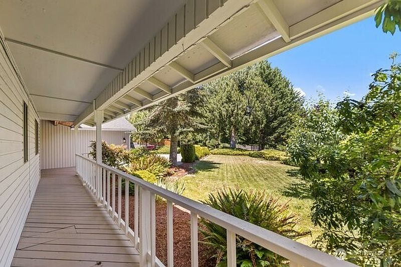 4th image of 34216 136th Avenue SE