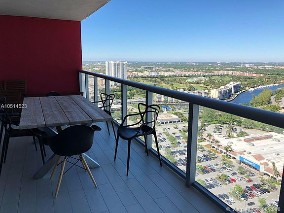 3rd image of 2600 E Hallandale Beach Blvd APT 3208