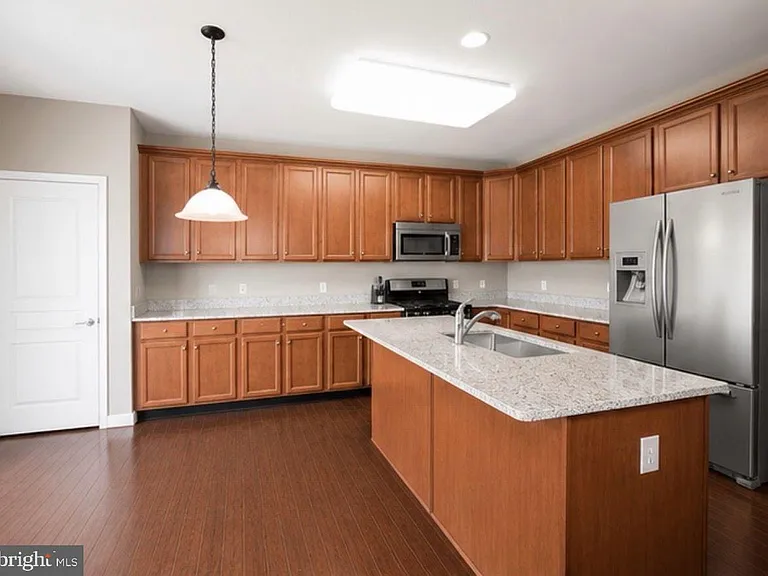 288 N Caldwell Cir — Photo 5