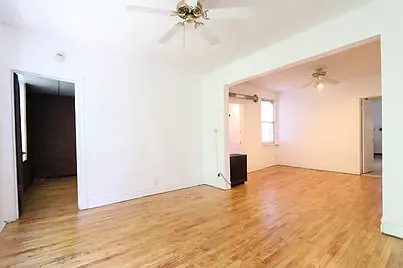 1116 W Polk St #3 — Photo 3